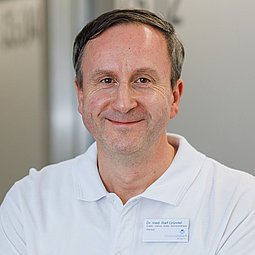 Dr. Ralf Gründel